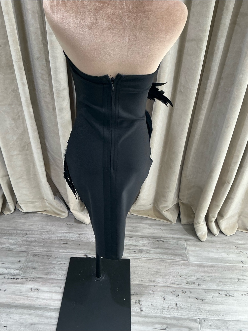 Black Feather-Trim Strapless Dress - Picture 7 of 9